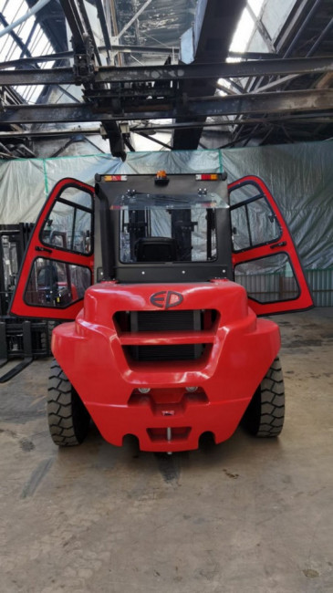 Автопогрузчик EP CPCD70T8 Автопогрузчик EP CPCD70T8