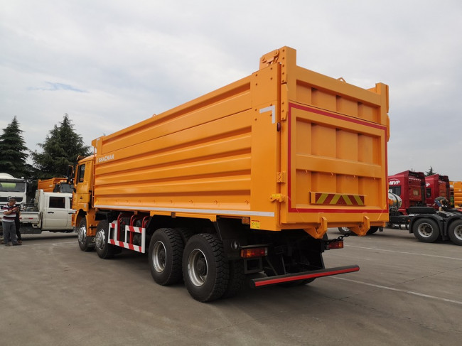 Самосвал SHACMAN F3000 SX3318DT366 8x4 Самосвал SHACMAN F3000 SX3318DT366 8x4
