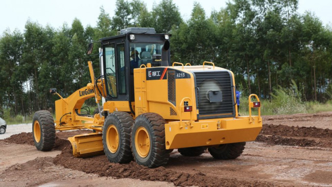 Автогрейдер 4215 AWD LiuGong Люгонг Автогрейдер 4215 AWD LiuGong Люгонг