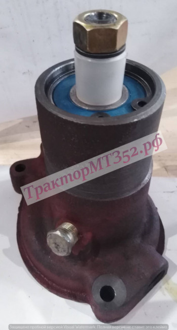 Насос водяной Д-245.12С-820 (без шкива) (ЗЗГТ) Насос водяной Д-245.12С-820 (без шкива) (ЗЗГТ)