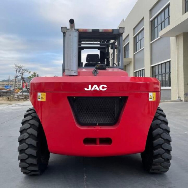 Внедорожный вилочный погрузчик JAC CPCD 50 off road 4WD Внедорожный вилочный погрузчик JAC CPCD 50 off road 4WD