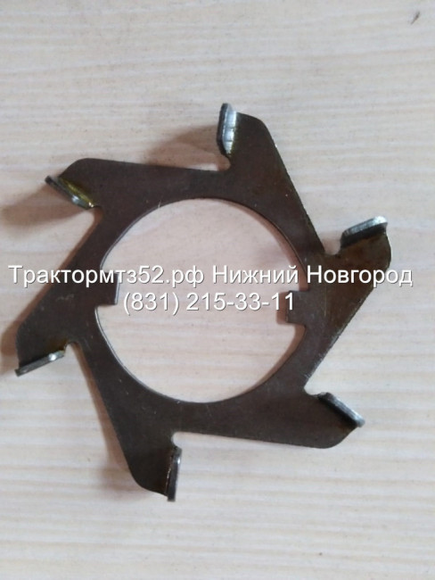 Крыльчатка КПП МТЗ-82,-1221 Крыльчатка КПП МТЗ-82,-1221