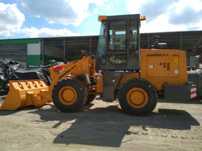 Фронтальный погрузчик Lonking CDM 816D Фронтальный погрузчик Lonking CDM 816D