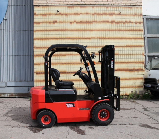 Автопогрузчик EP CPCD18T8 Автопогрузчик EP CPCD18T8