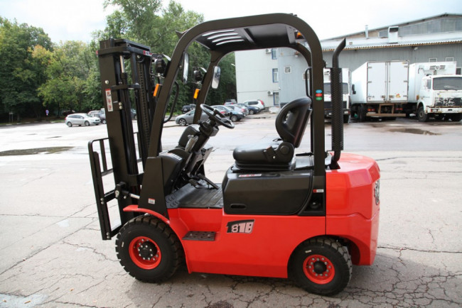 Автопогрузчик EP CPCD18T8 Автопогрузчик EP CPCD18T8
