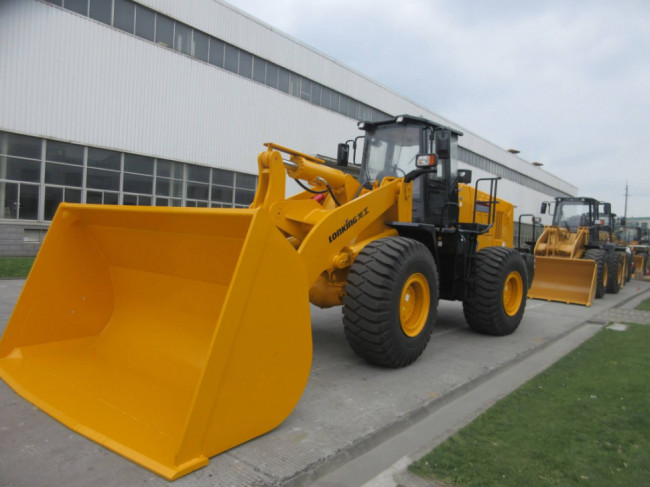 Фронтальный погрузчик Lonking CDM 860 Фронтальный погрузчик Lonking CDM 860